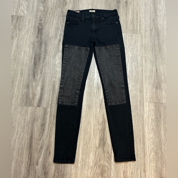 TRUE RELIGION Halle Mid rise super skinny black jeans with patches on thighs. - Picture 2 of 10